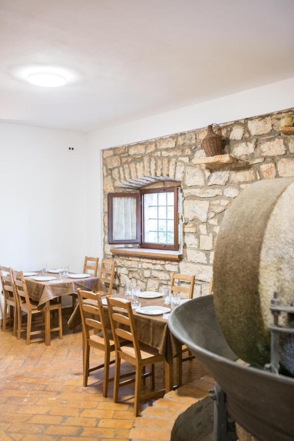 Bb Olive Bed and Breakfast Seget  Exteriör bild