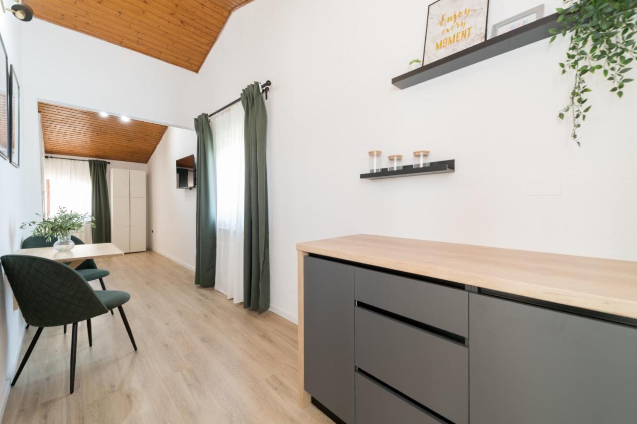 Bb Olive Bed and Breakfast Seget  Exteriör bild