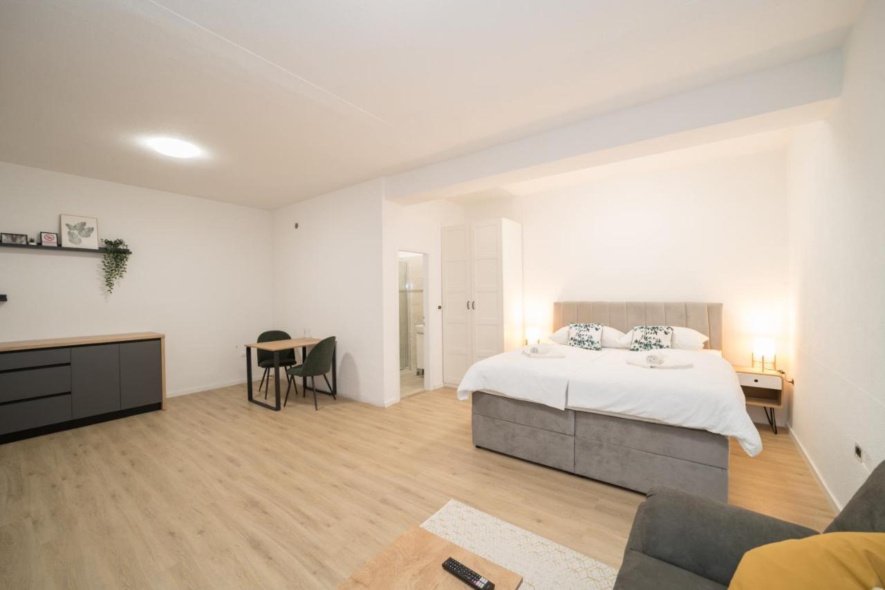 Bb Olive Bed and Breakfast Seget  Exteriör bild