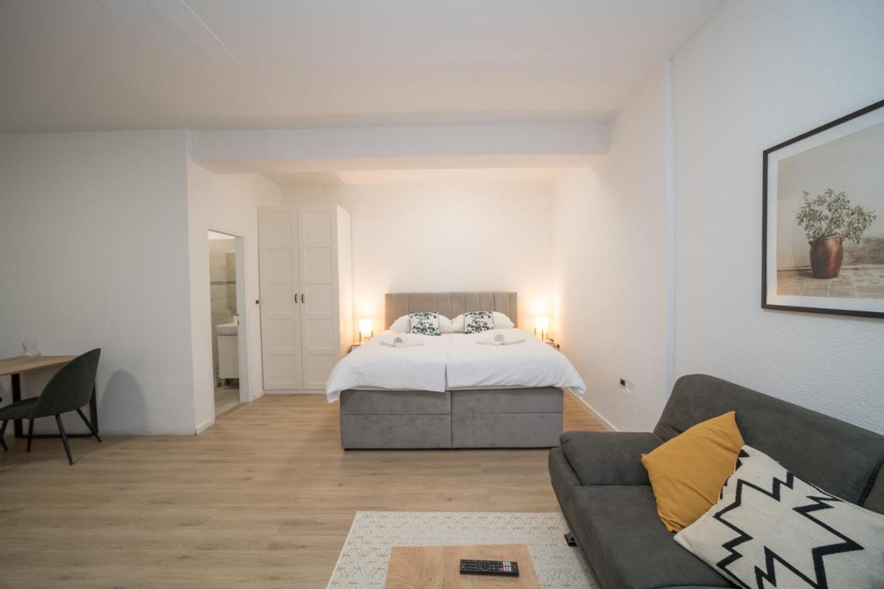 Bb Olive Bed and Breakfast Seget  Exteriör bild
